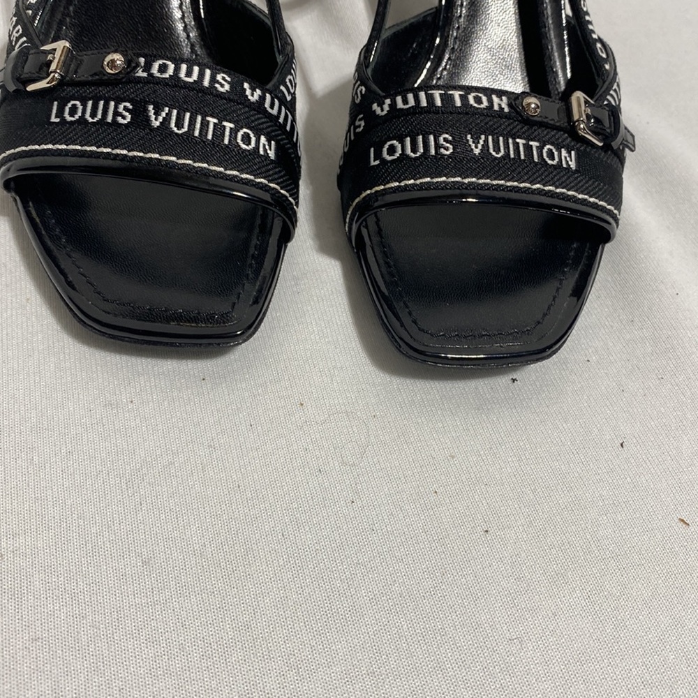 Louis Vuitton - Picture 9 of 9